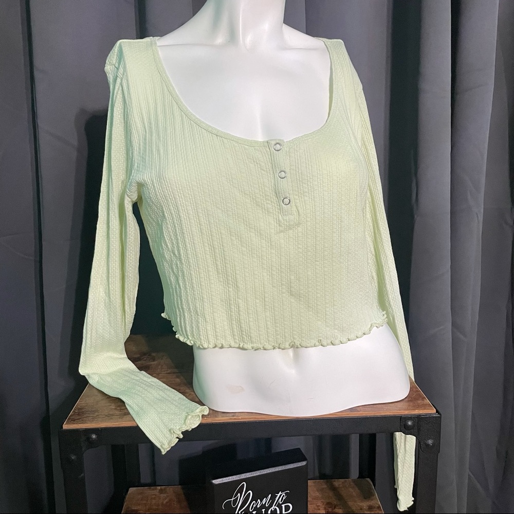 NEW| BP Ling Sleeve Cop Top Large